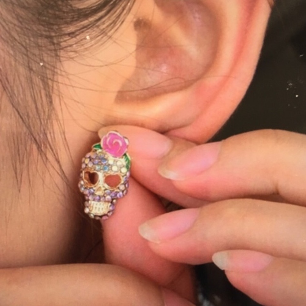 New Adorable Jeweled Skull Earrings